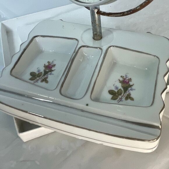 Vintage porcelain floral vanity with 2 sided mirror - Picture 2 of 8